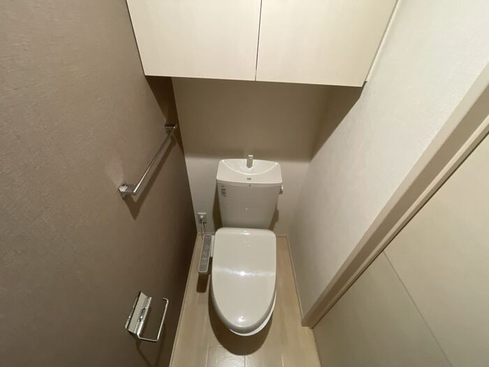 クロカンブッシュのトイレ