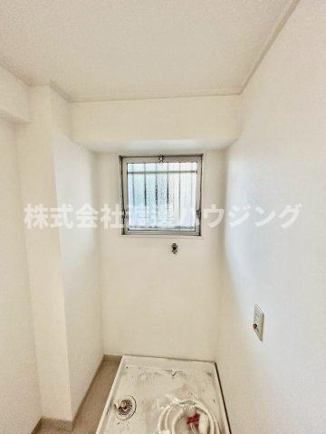 ジオナ十三のその他|洗面所に窓有り