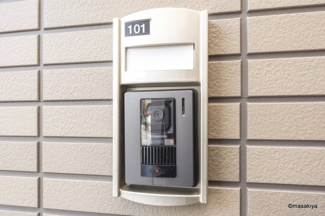 ストロベリー フィールズのエントランス