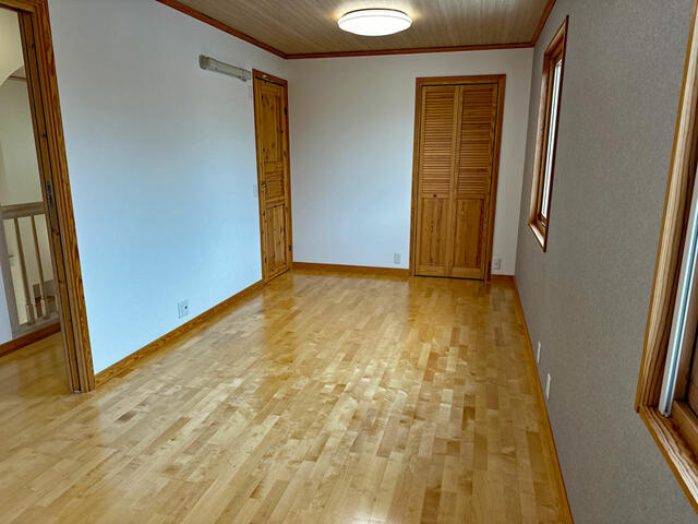 宇都宮市城南２丁目　３ＳＬＤＫ　中古住宅のその他|２階：洋室約９．５帖