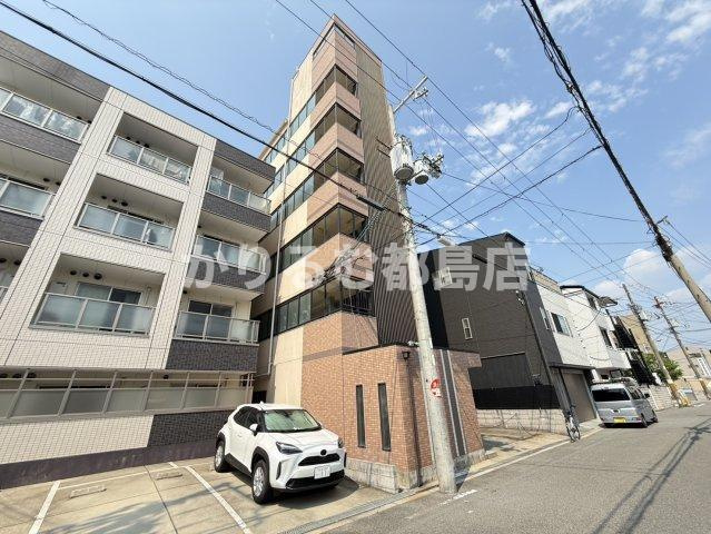 リバティ京橋の外観