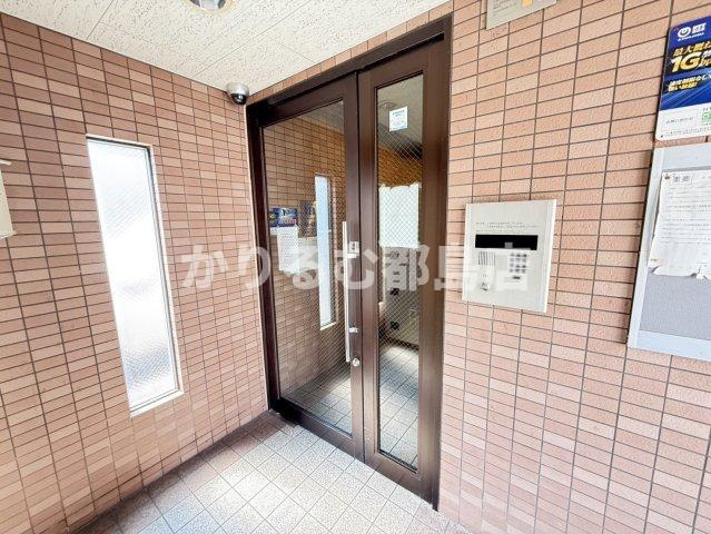 リバティ京橋のエントランス