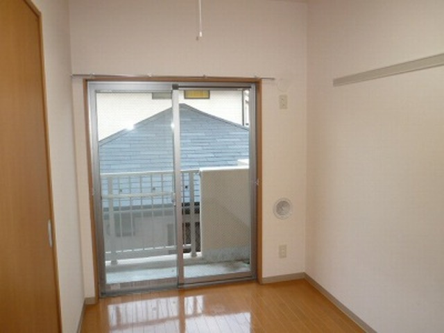 モヌメントＴＹの居間・リビング