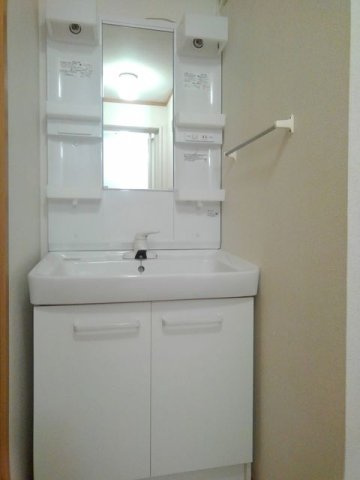 エスペランス・Ｋの洗面所|脱衣スペースもあります