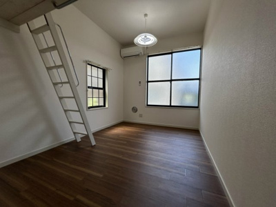 【居間・リビング】 | ＫＳＨＫｱﾊﾟｰﾄﾒﾝﾄ | 2面採光