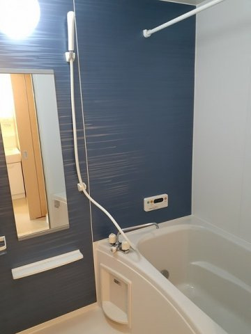 グランツ・ハウスⅡの浴室