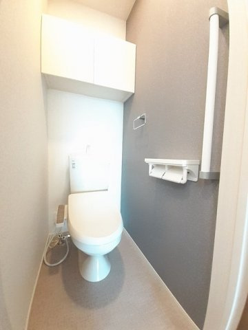 クローバーティアラ　Ｂのトイレ|落ち着いたトイレです