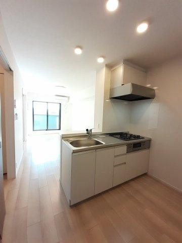 クローバーティアラ　Ｂのキッチン|コンパクトなキッチンで掃除もラクラク