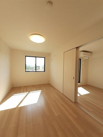 クローバーティアラ　Ｂの内装|過ごしやすい室内です