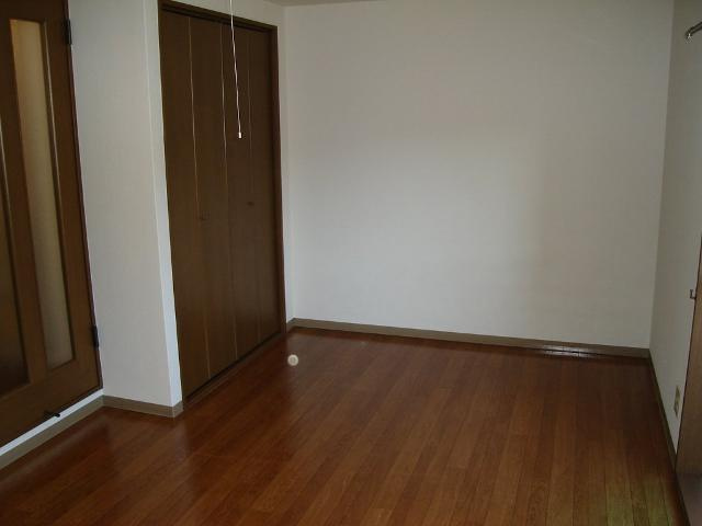 ロイヤルハイム３９の内装|洋室