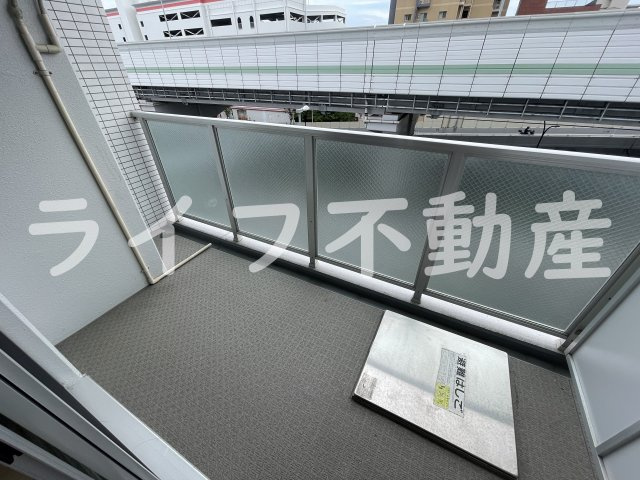 グランシス高井田のバルコニー|落ち着いた時間を過ごせるバルコニーです