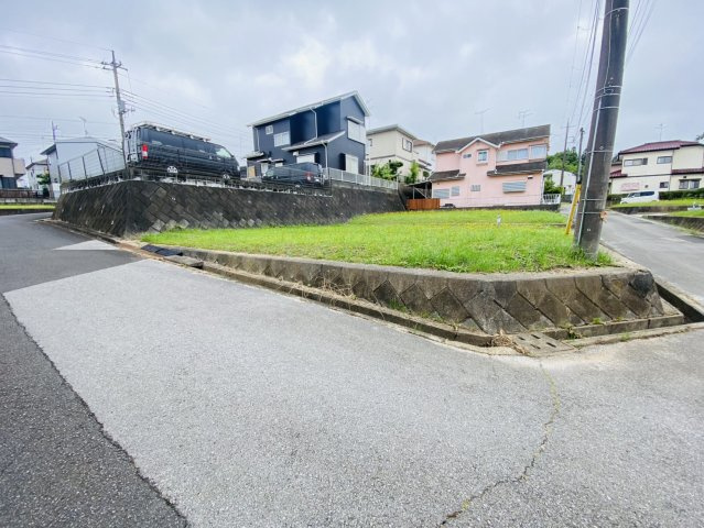 富里市新中沢　売土地の外観