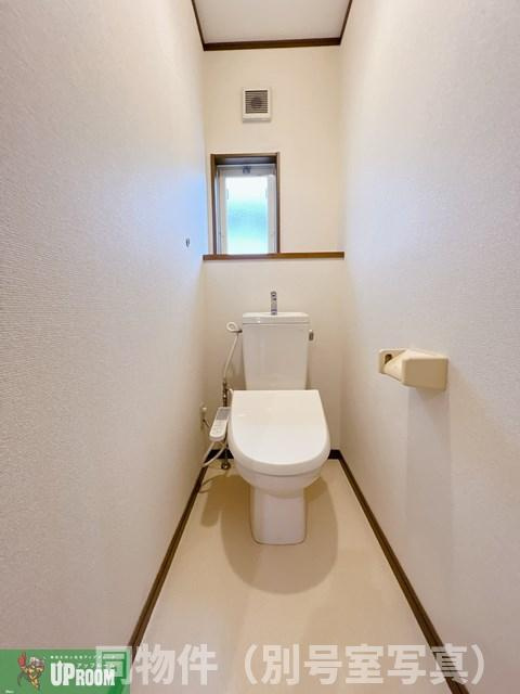 ルーエB棟のトイレ