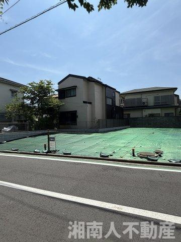 茅ヶ崎市東海岸南６丁目　売地の外観|東向き5.4ｍ公道、間口約12.4ｍ