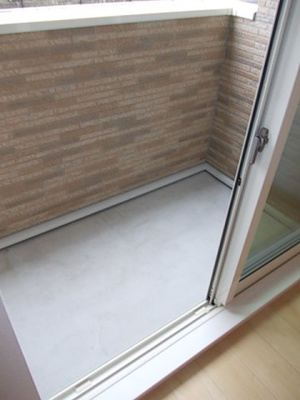 【バルコニー】 | ラフレシールⅡ | 陽当たり良好なバルコニーです
