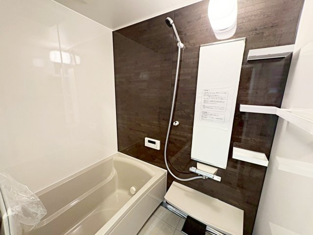 ルネ伏見東の浴室