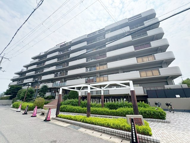 ルネ伏見東の外観