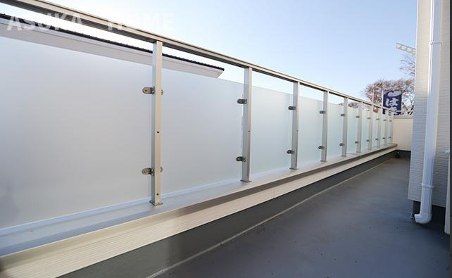 旭区上川井町　新築戸建のバルコニー|広々としたバルコニーです　施工例