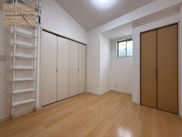 大阪市東成区深江南3丁目の洋室