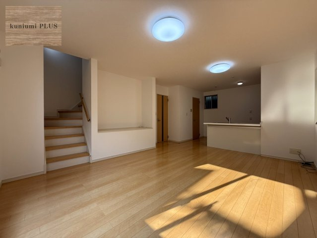 大阪市東成区深江南3丁目の居間・リビング