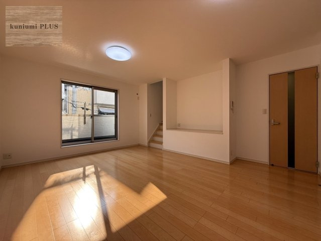 大阪市東成区深江南3丁目の居間・リビング