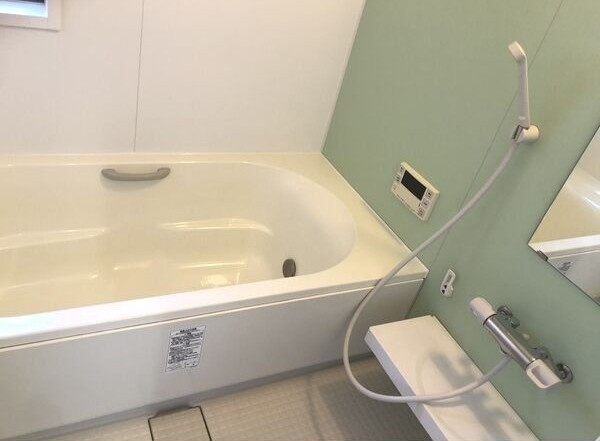 ひろたの社Ａ棟の浴室