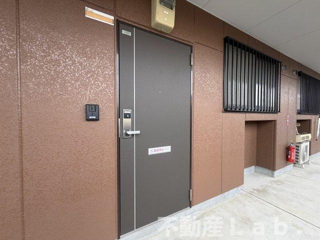 ハイツルーエンのエントランス