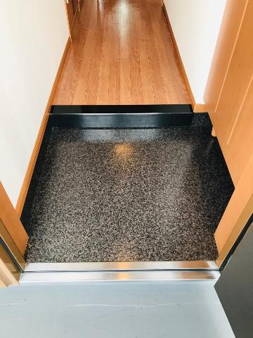 ハイツルーエン