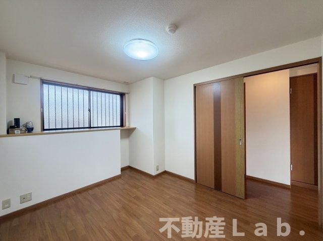 ハイツルーエンの洋室