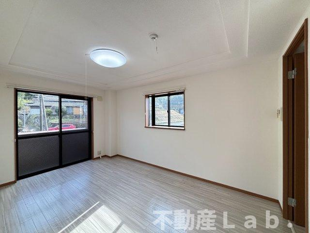 ファレノプシスの居間・リビング