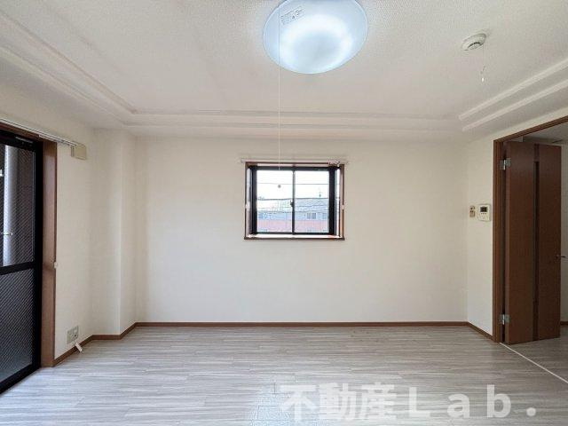 ファレノプシスの居間・リビング