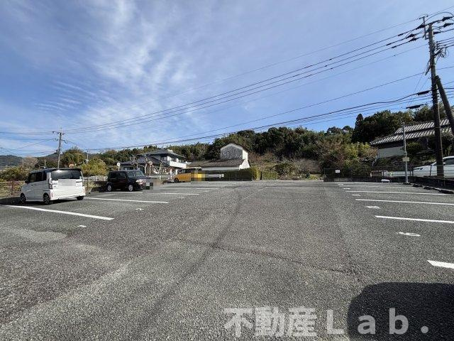 ファレノプシスの駐車場