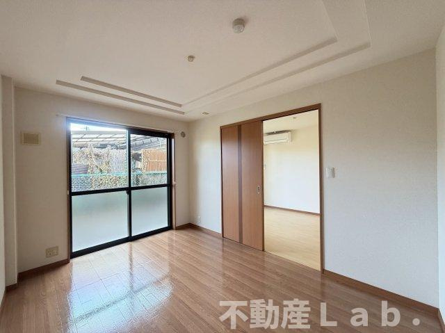 グランディールハイムのその他|南側の洋室です