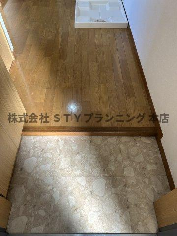 仲介手数料０円！ノーブル千賀の玄関