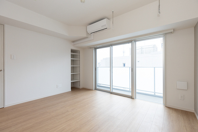 フィシオ飯田橋の居間・リビング|※写真は同タイプ住戸です。