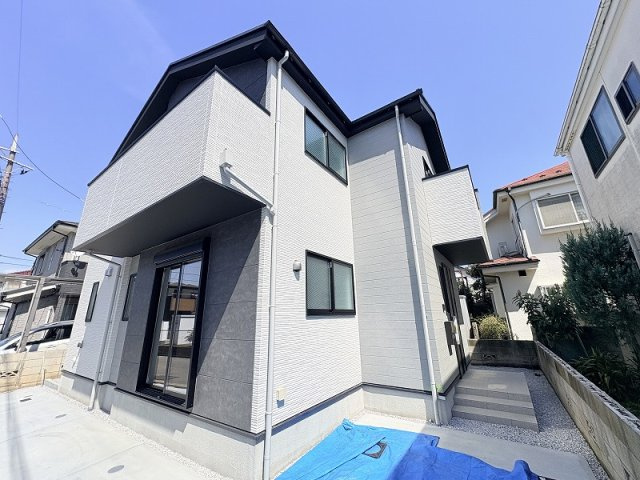 【外観】 | 練馬区大泉学園町6丁目　新築一戸建住宅　全1棟　（保谷店） | 公園にも近く、緑豊かで落ち着いた住環境です。