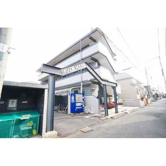 ＧＲＡＤＥＨＯＵＳＥ国立のエントランス