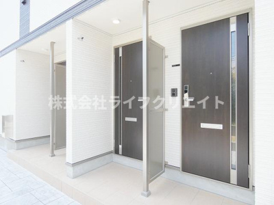 【エントランス】 | コンフォートプレイス