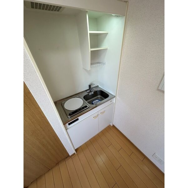 アーバンフラッツ新栄　名古屋市賃貸　仲介手数料無料のキッチン