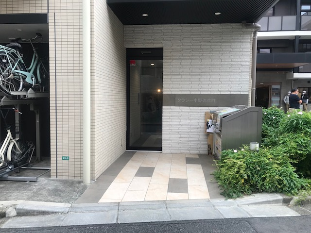 中野区弥生町１丁目の店舗一部