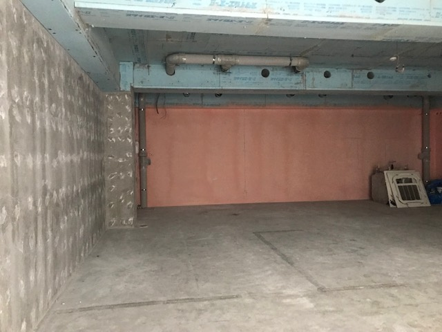 中野区弥生町１丁目の店舗一部
