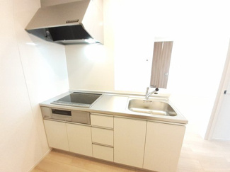 【キッチン】 | サン・マーレンⅥ | 使いやすいキッチンです