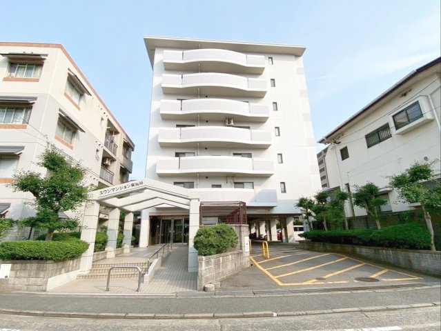 《オーナーチェンジ》スワンマンション東箱崎の外観|《オーナーチェンジ》JR篠栗線『柚須』駅まで約1148ｍ（徒歩約15分）！