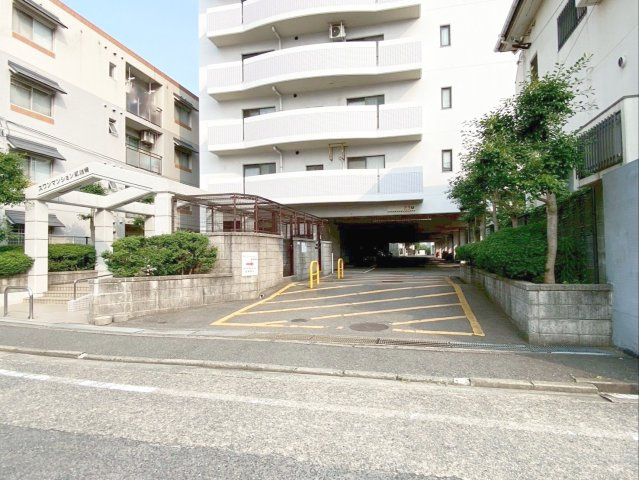 《オーナーチェンジ》スワンマンション東箱崎の外観|《オーナーチェンジ》JR篠栗線『柚須』駅まで約1148ｍ（徒歩約15分）！
