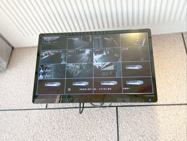 《オーナーチェンジ》スワンマンション東箱崎の防犯設備|《オーナーチェンジ》防犯カメラが設置されています！