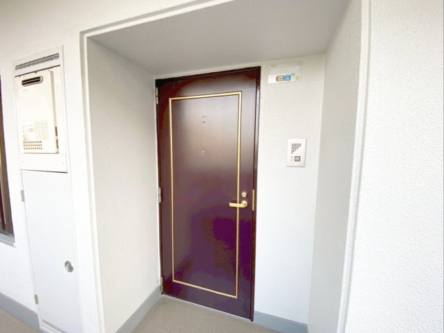 《オーナーチェンジ》スワンマンション東箱崎の玄関|《オーナーチェンジ》共用部　玄関