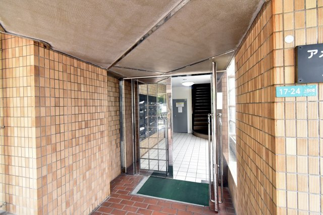 アメニティ武庫川のエントランス