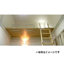 明るい色調の室内です