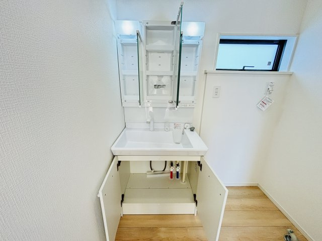 CG金武町屋嘉第2　2号棟　＼☆ご成約時キャッシュバック☆／の独立洗面台