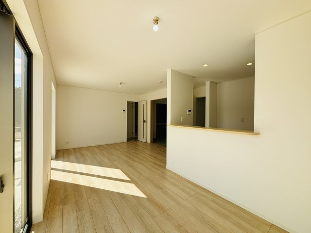 CG金武町屋嘉第2　2号棟　＼☆ご成約時キャッシュバック☆／の居間・リビング